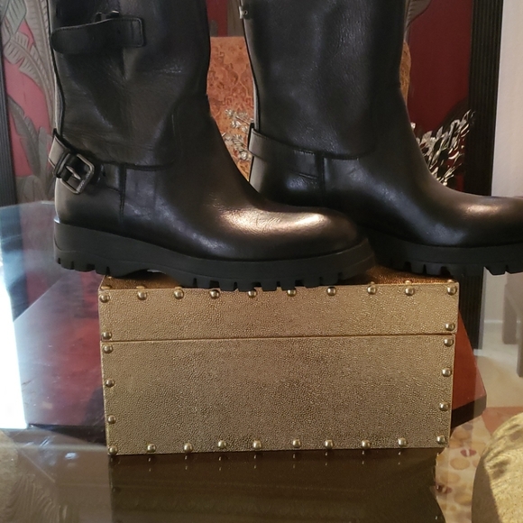 Prada Boots - Picture 2 of 10